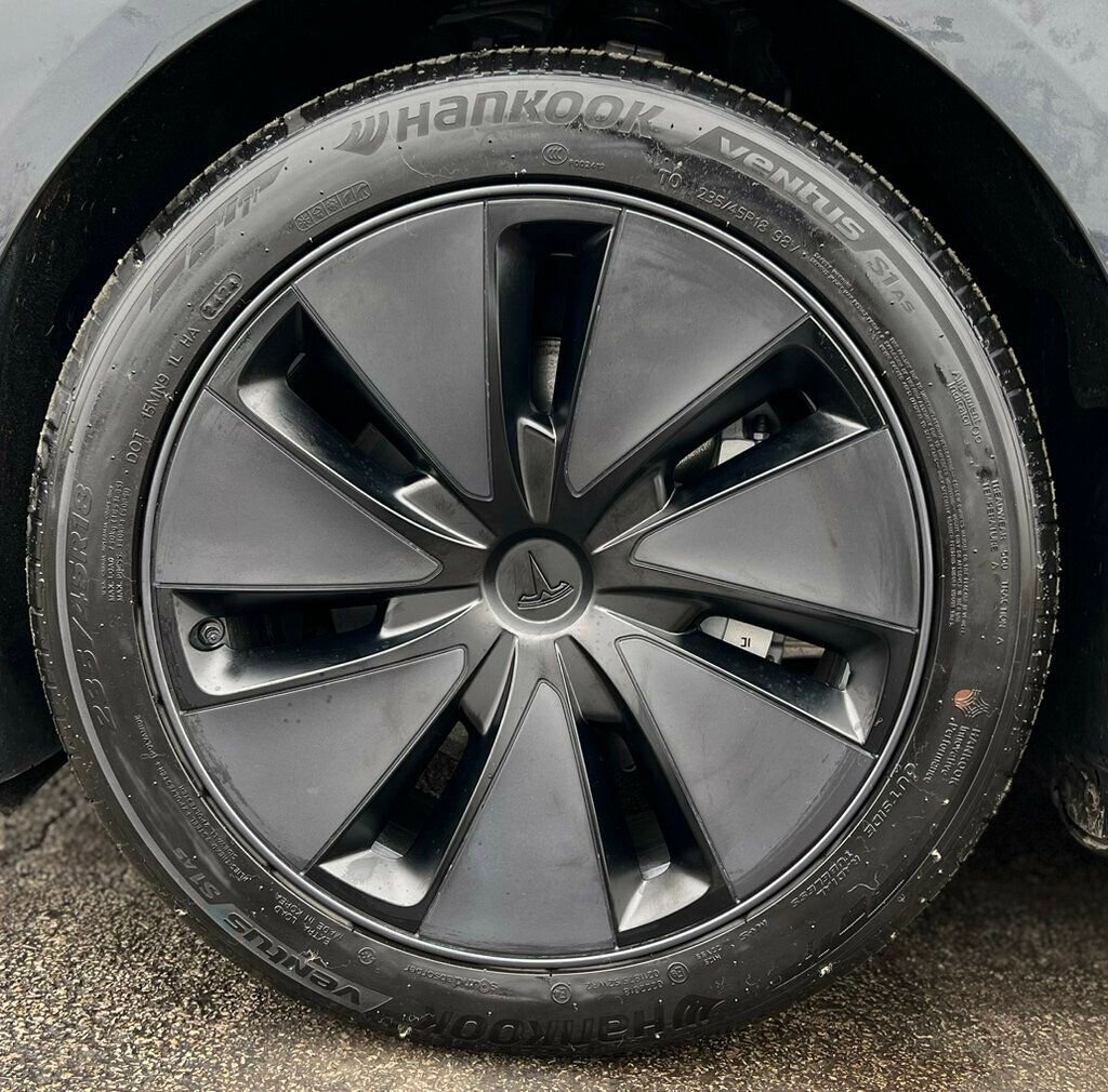 Used 2025 Tesla Model 3 Long Range image 31