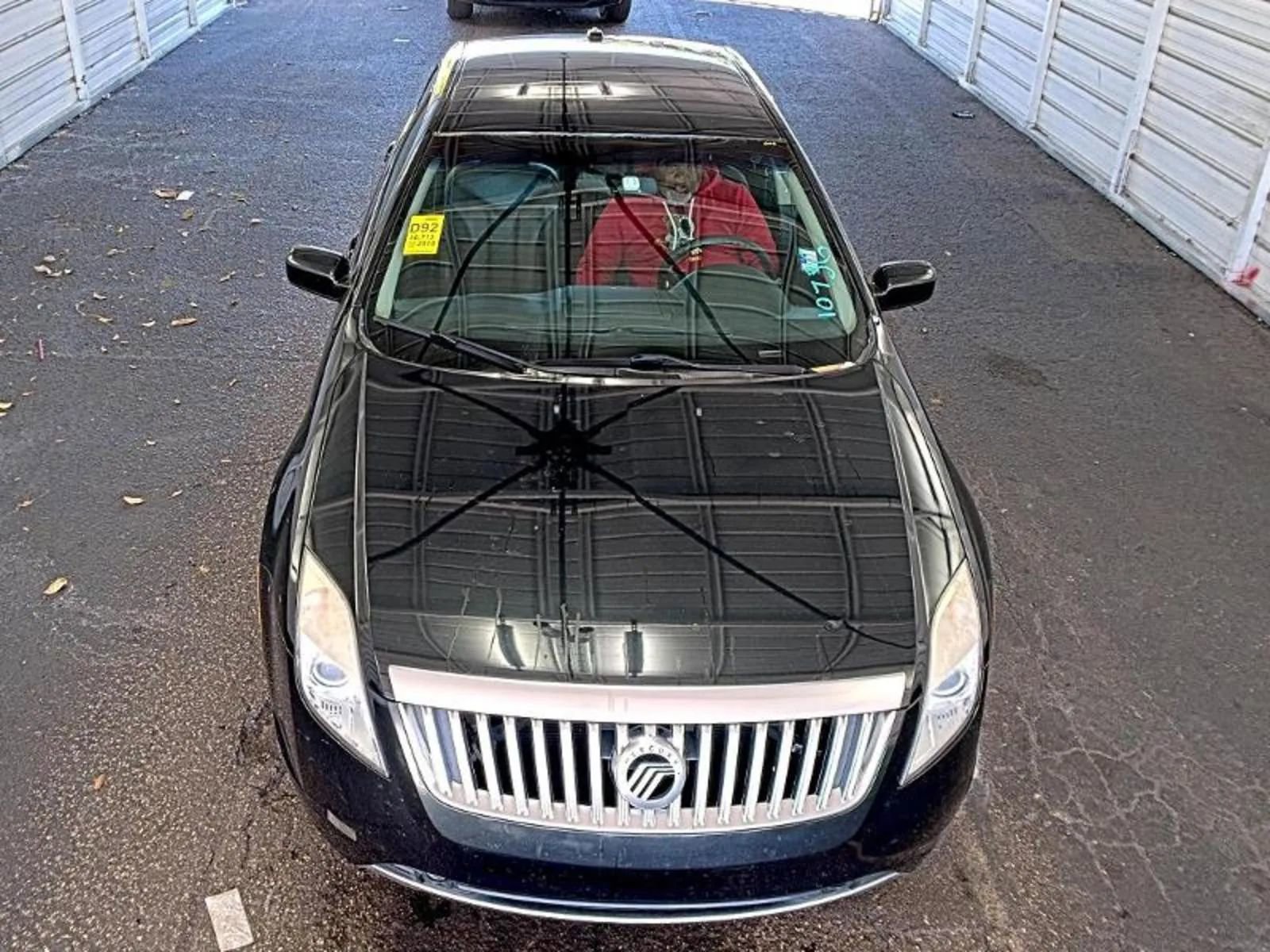 Used 2010 Mercury Milan Premier image 2