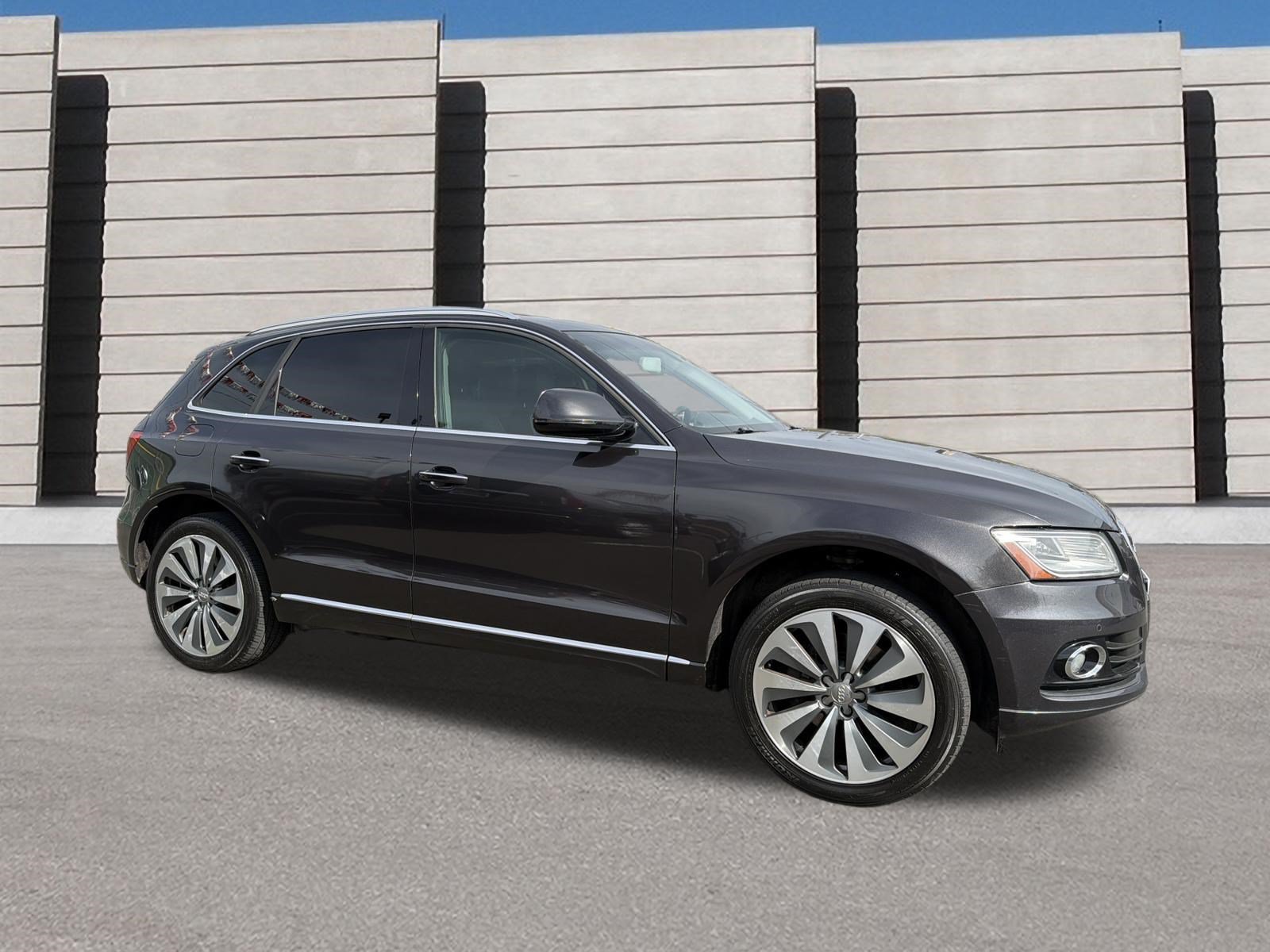 Used 2016 Audi Q5 2.0T Prestige w/ Luxury Package AWD/4WD image 4