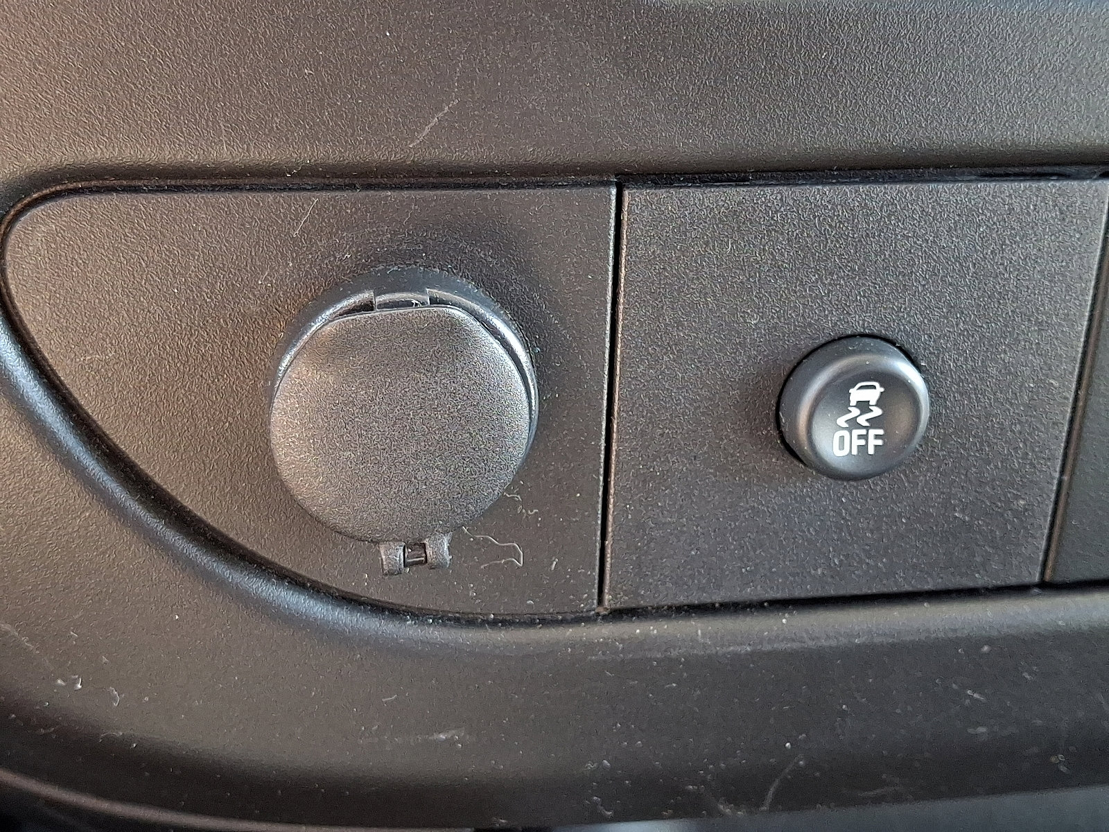 Used 2022 Chevrolet Express 2500 Extended w/ Driver Convenience Package image 24