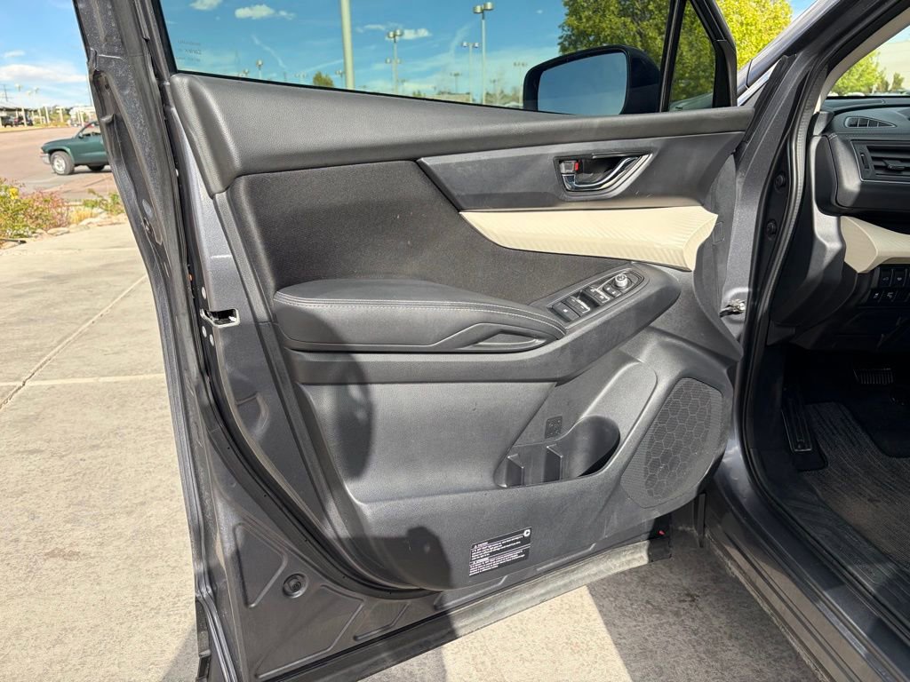 Used 2021 Subaru Ascent Premium w/ Convenience Package image 13