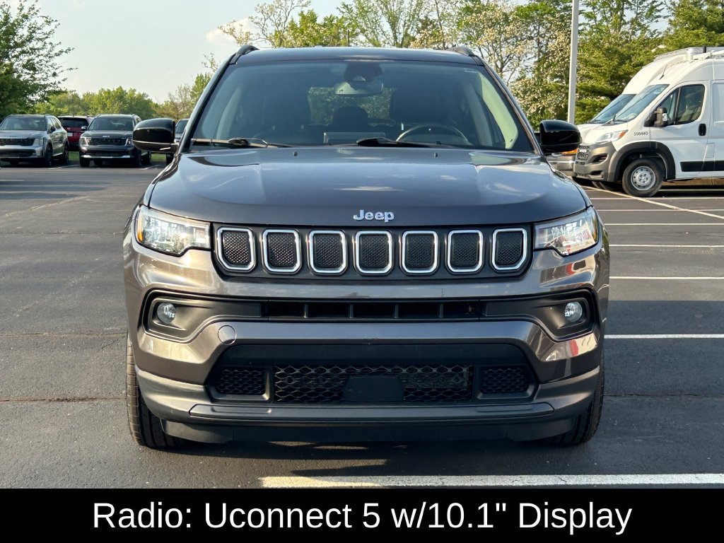 Certified 2022 Jeep Compass Latitude AWD/4WD image 3