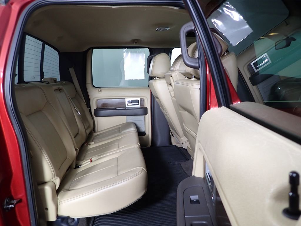 Used 2013 Ford F150 Lariat w/ Mid Equipment Group image 32