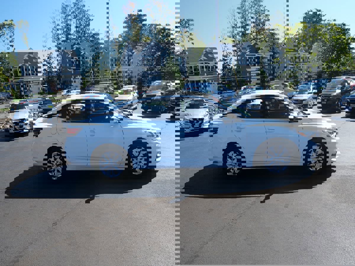 Used 2022 Nissan Sentra S image 4