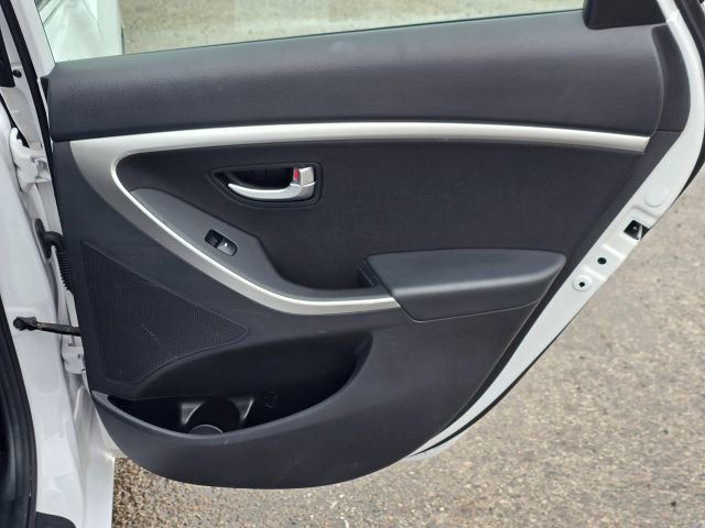 Used 2014 Hyundai Elantra GT image 14