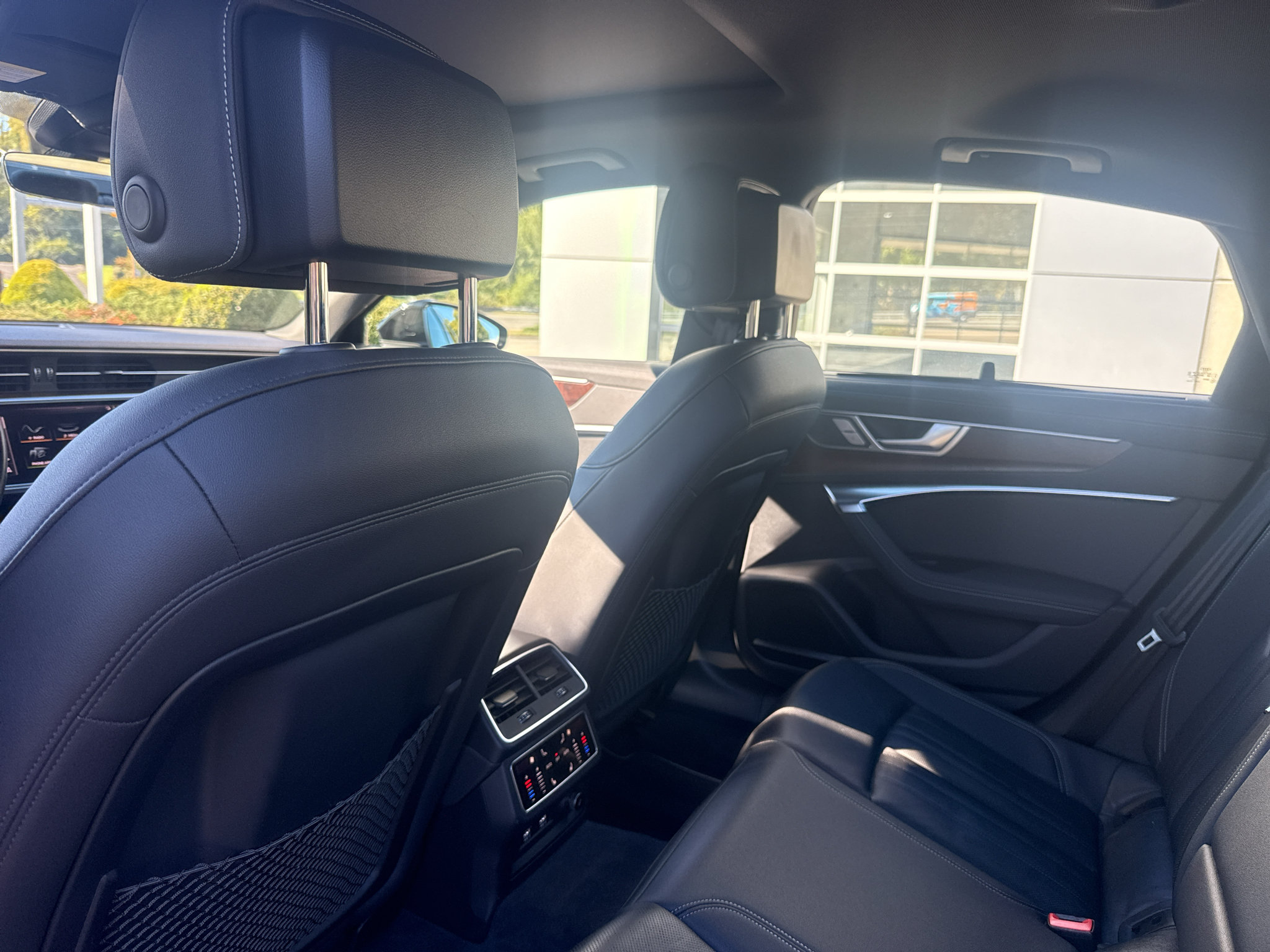 Used 2019 Audi A6 3.0T Premium Plus w/ Premium Plus Package AWD/4WD image 11