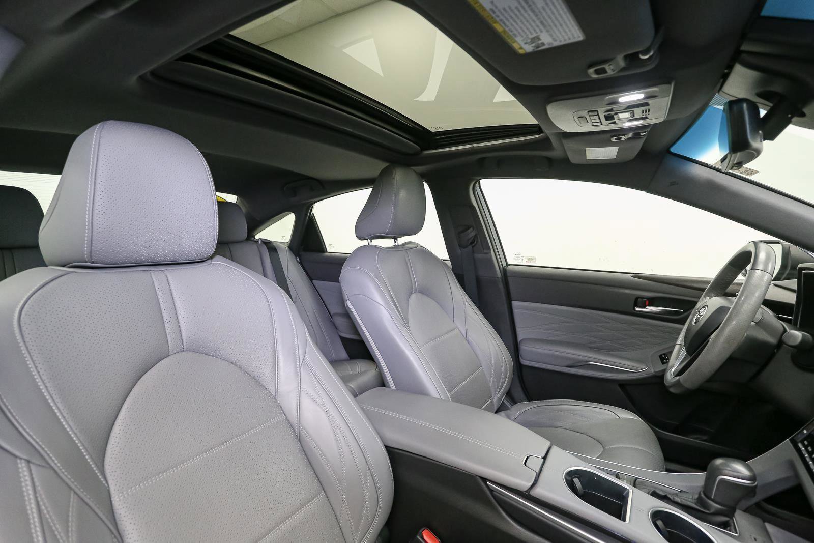 Used 2019 Toyota Avalon Limited w/ Advanced Safety Package FWD image 21