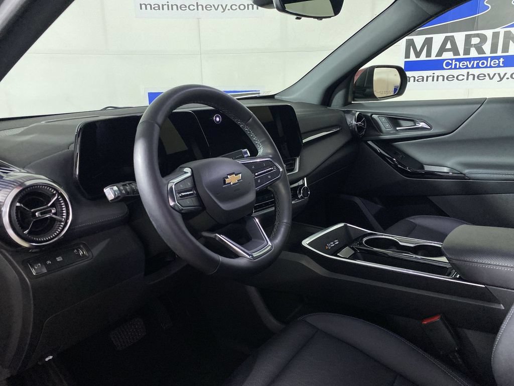 Used 2025 Chevrolet Equinox LT w/ Convenience Package II FWD image 15