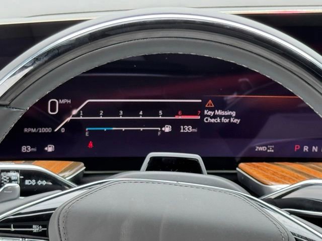 Certified 2025 Cadillac Escalade ESV Sport Platinum image 3