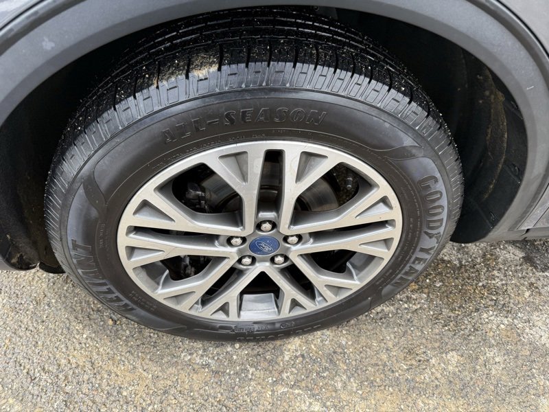 Used 2021 Ford Escape SEL w/ Technology Package image 15