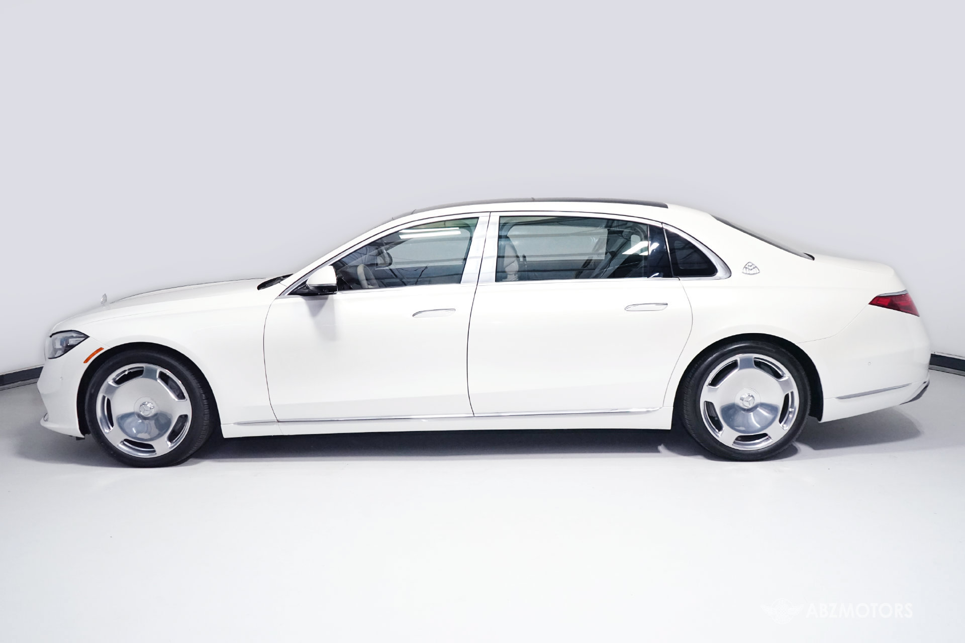 Used 2022 Mercedes-Benz Maybach S 580 4MATIC image 4