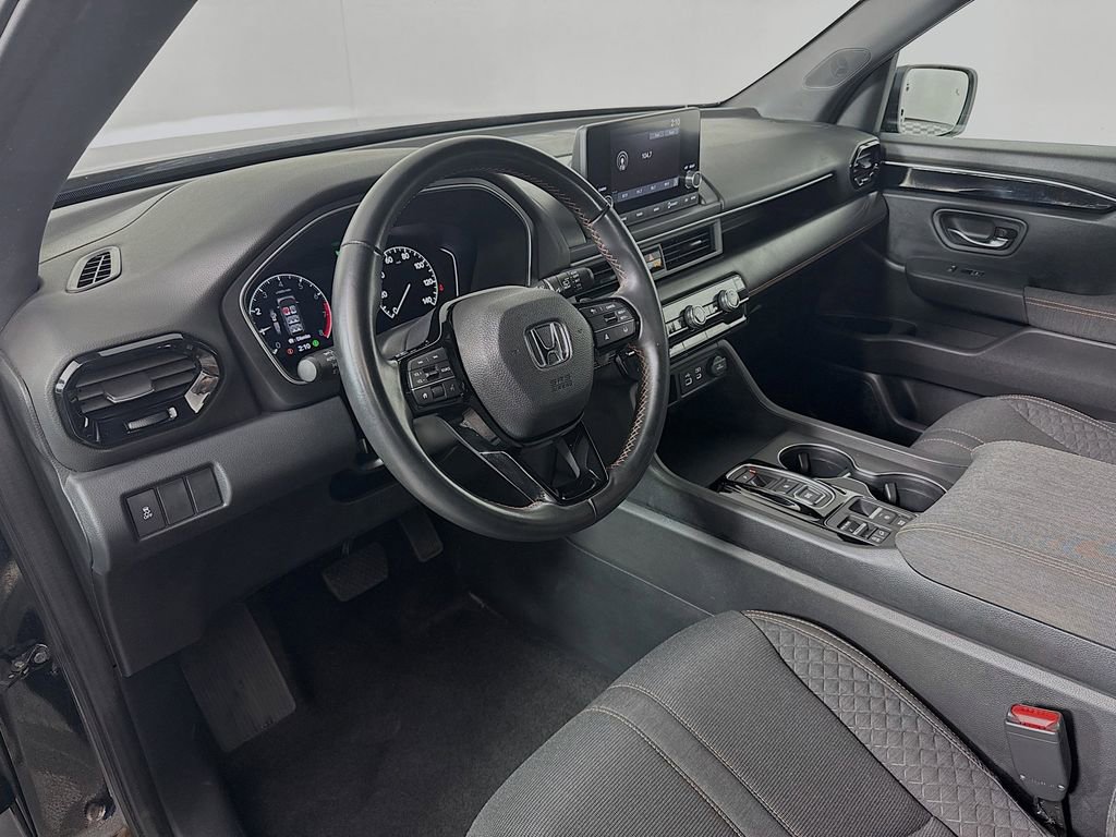 Certified 2023 Honda Pilot Sport image 7