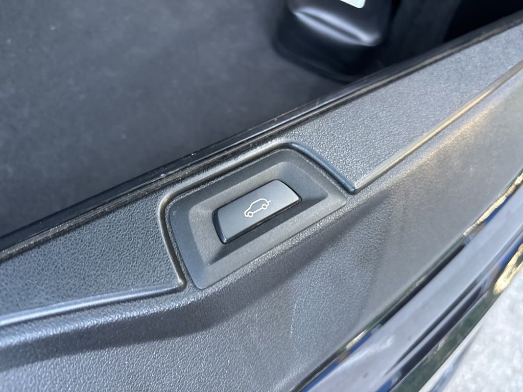 Used 2019 BMW X5 xDrive40i w/ M Sport Package AWD/4WD image 33