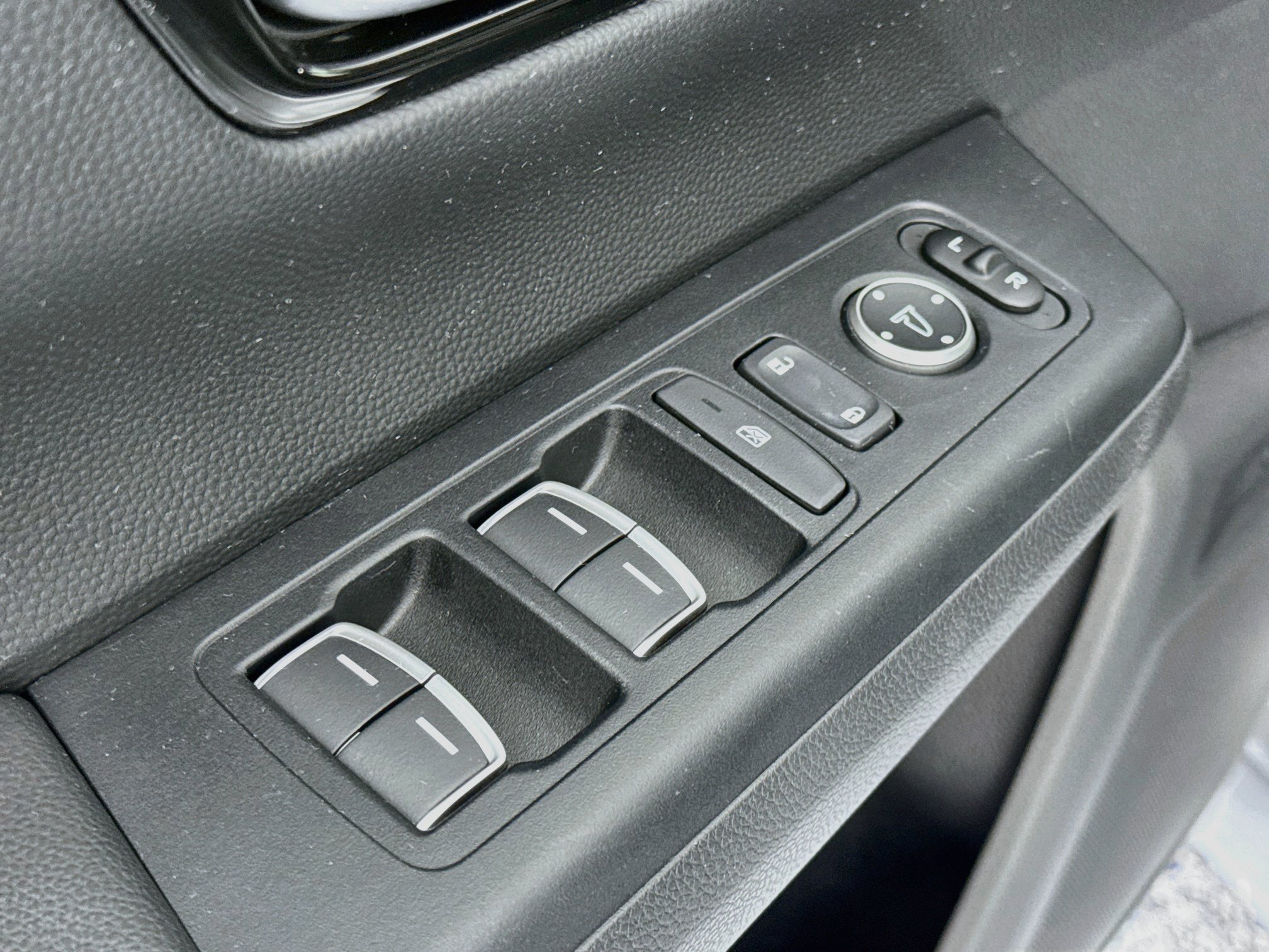 Certified 2024 Honda CR-V EX-L image 17