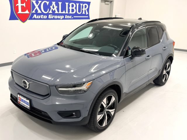 Used 2022 Volvo XC40 P8 Recharge Plus AWD/4WD image 2