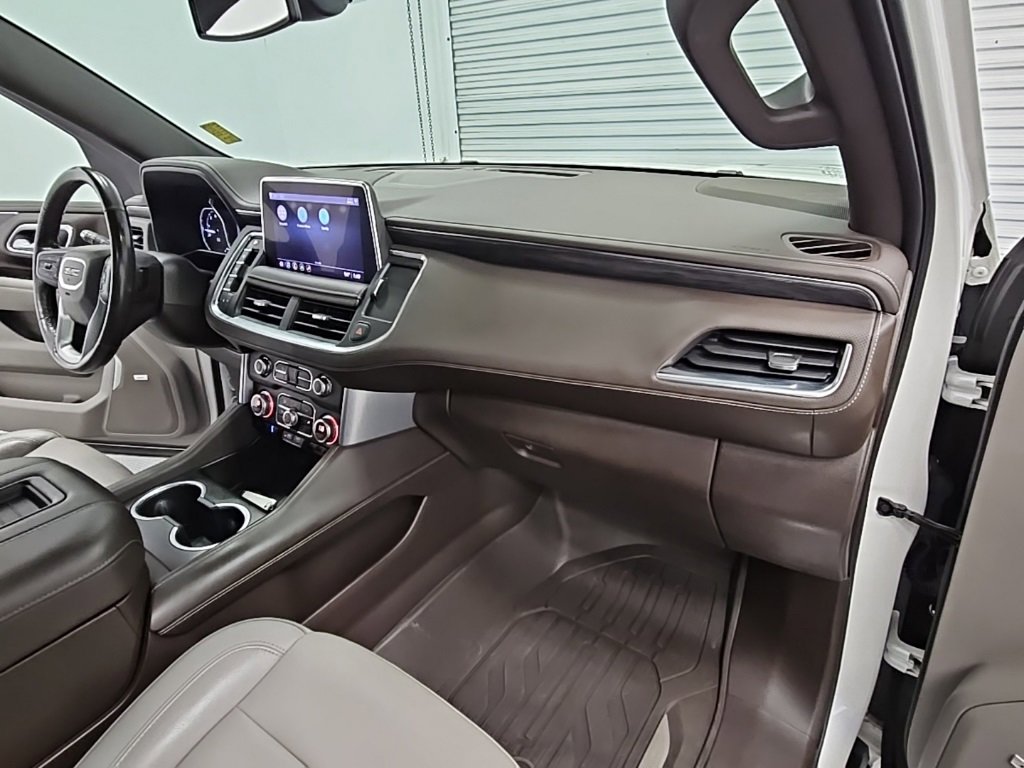 Used 2021 GMC Yukon XL SLT w/ SLT Premium Package image 46