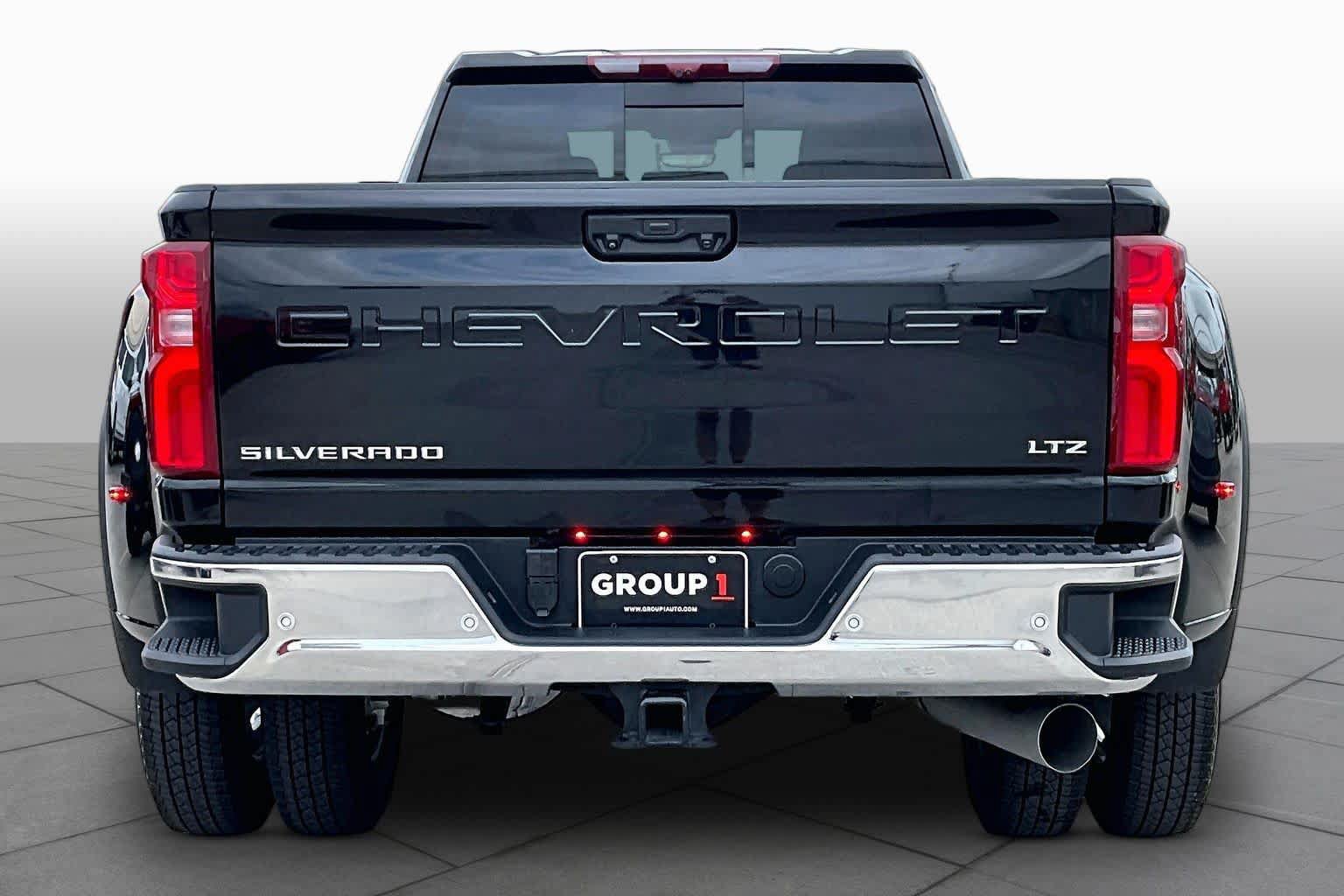 Used 2026 Chevrolet Silverado 3500 LTZ w/ LTZ Texas Edition AWD/4WD image 5