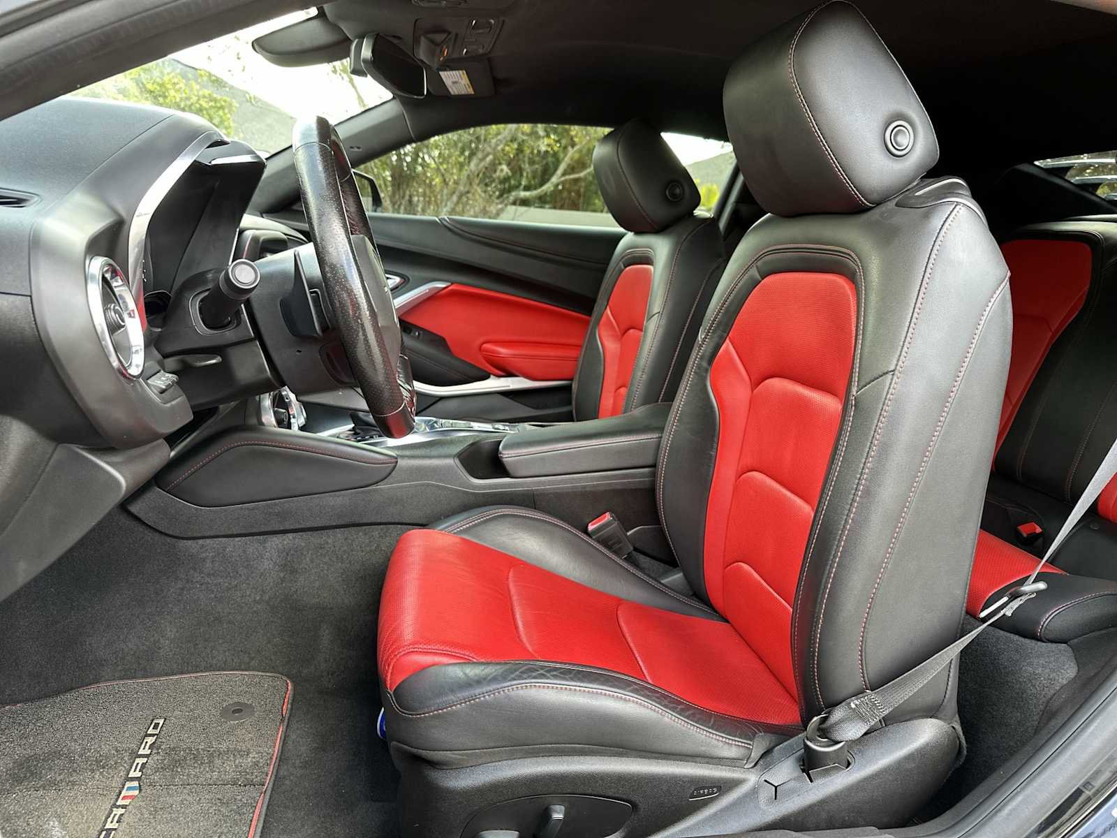 Used 2019 Chevrolet Camaro LT image 15