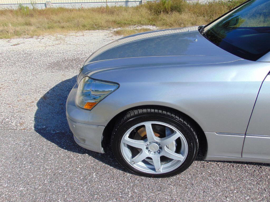 Used 2005 Lexus LS 430 image 2
