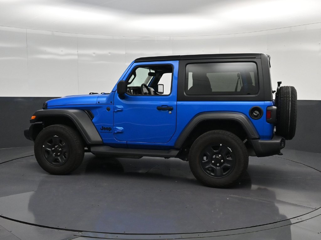 Used 2026 Jeep Wrangler Sport AWD/4WD image 8
