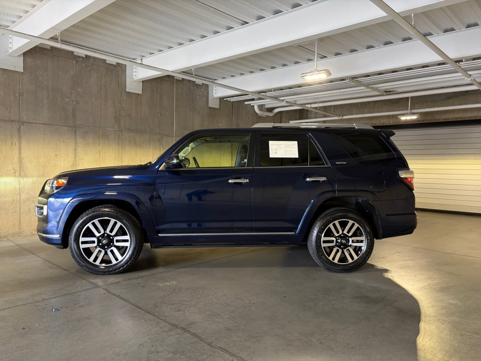 Used 2022 Toyota 4Runner Limited AWD/4WD image 2