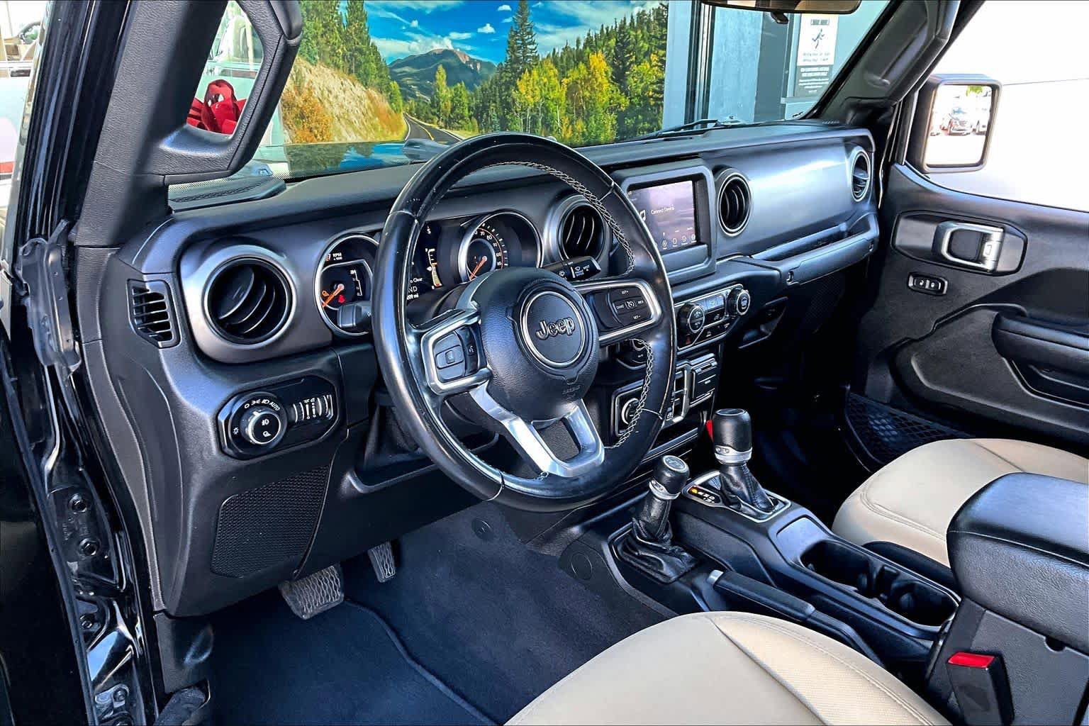 Used 2020 Jeep Gladiator Sport w/ Quick Order Package 24S AWD/4WD image 17