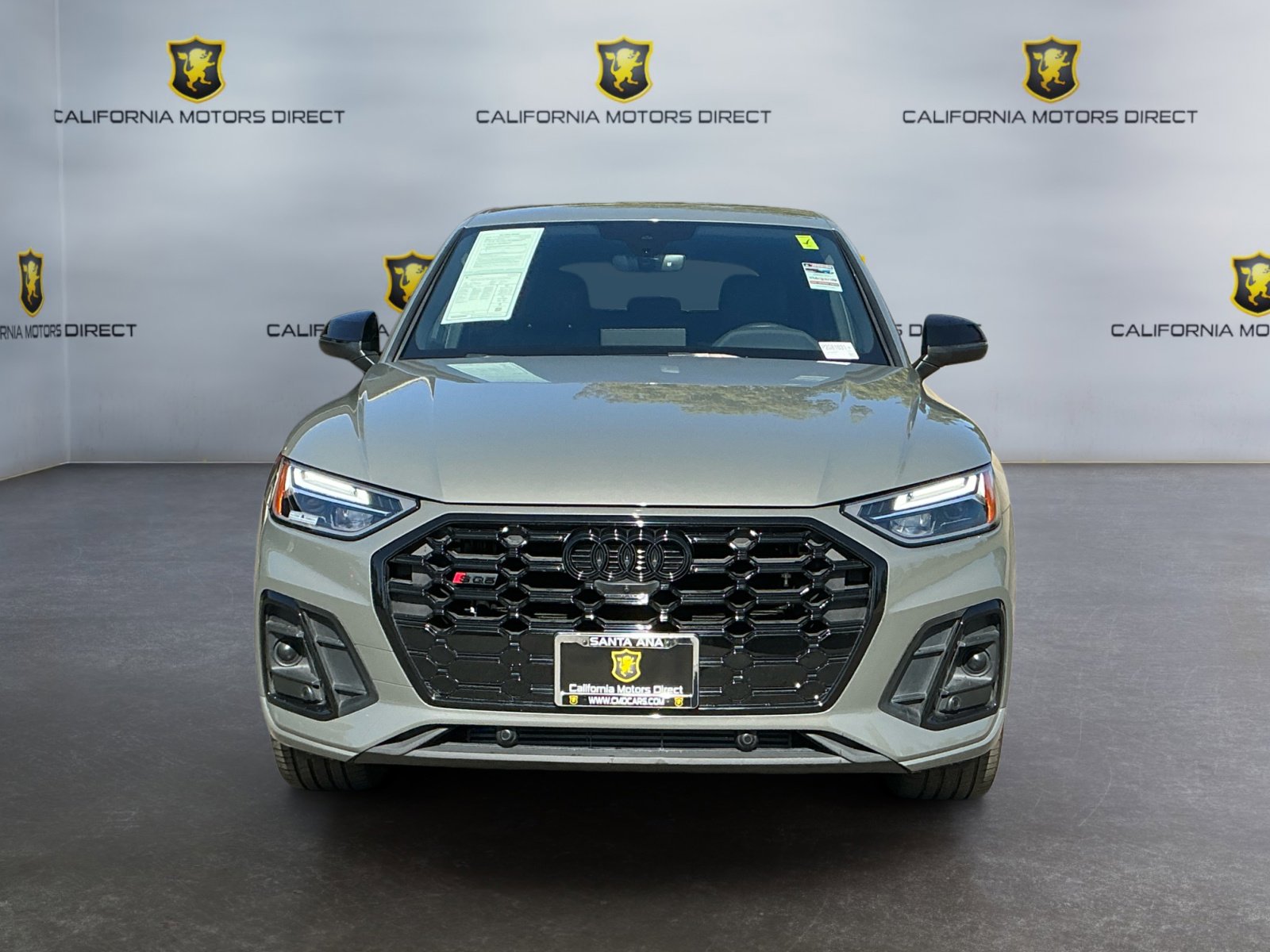 Used 2023 Audi SQ5 Premium Plus w/ Premium Plus Package image 2