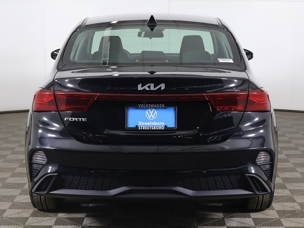 Used 2022 Kia Forte LXS w/ LXS Technology Package image 11