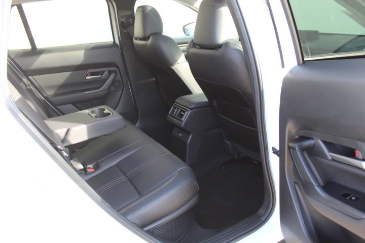 Certified 2025 MAZDA CX-50 AWD 2.5 Hybrid w/ Premium Pkg image 38