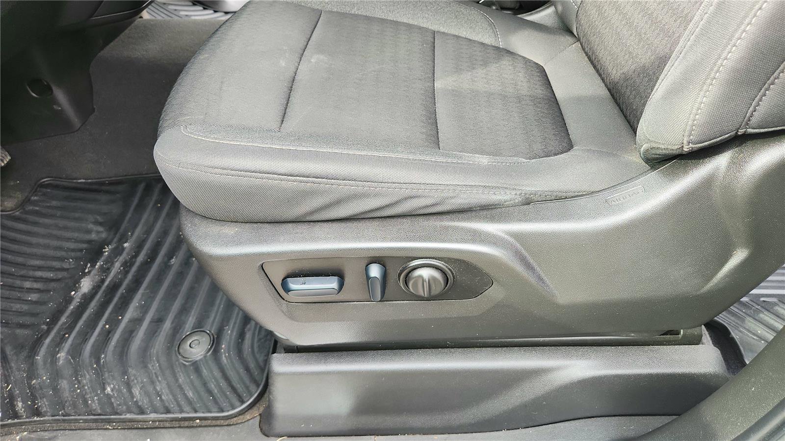 Used 2023 GMC Sierra 2500 SLE w/ SLE Convenience Package image 15