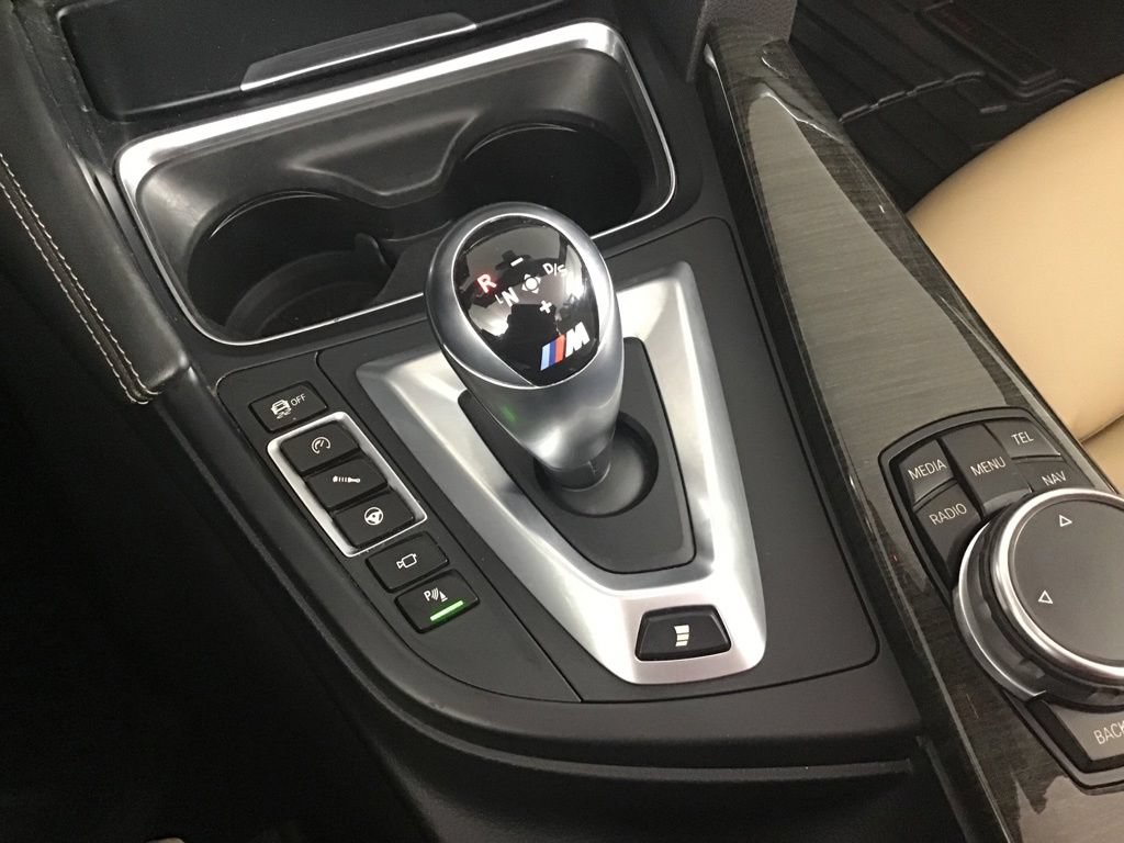 Used 2015 BMW M4 Convertible RWD image 49