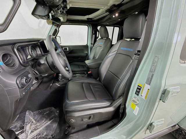 Used 2024 Jeep Wrangler Unlimited Rubicon 4xe image 21