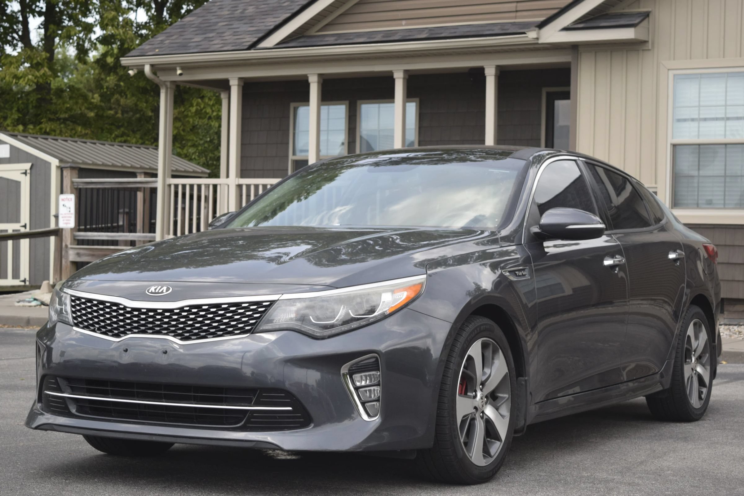 Used 2018 Kia Optima SX FWD image 1