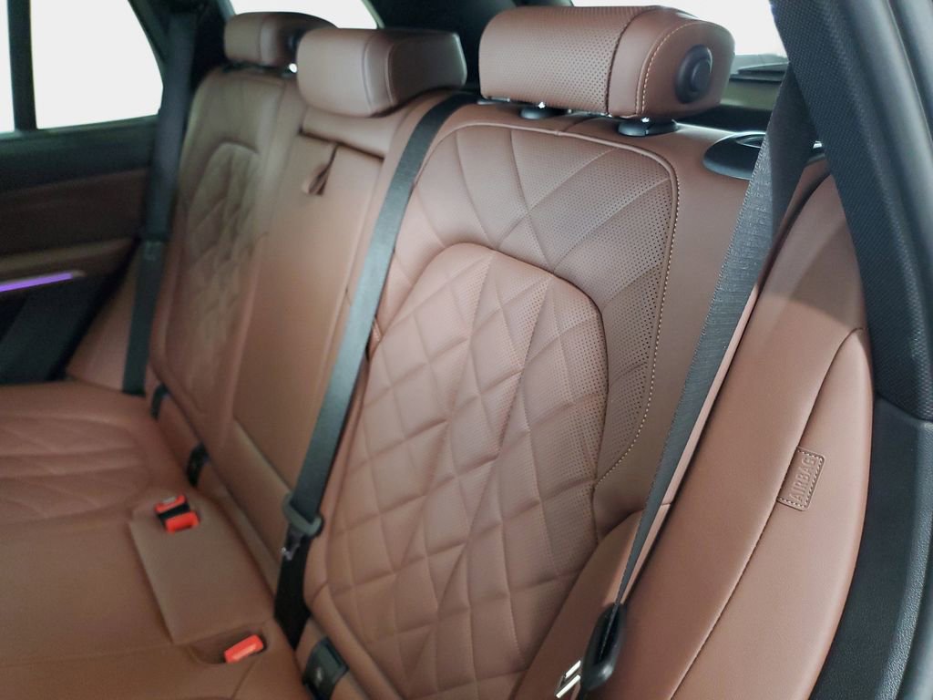 Certified 2023 BMW X5 sDrive40i w/ Executive Package image 24