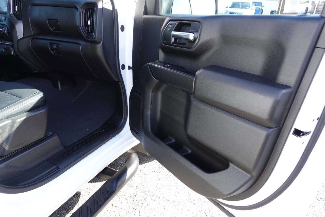 Used 2024 Chevrolet Silverado 1500 Custom w/ Rally Edition AWD/4WD image 34