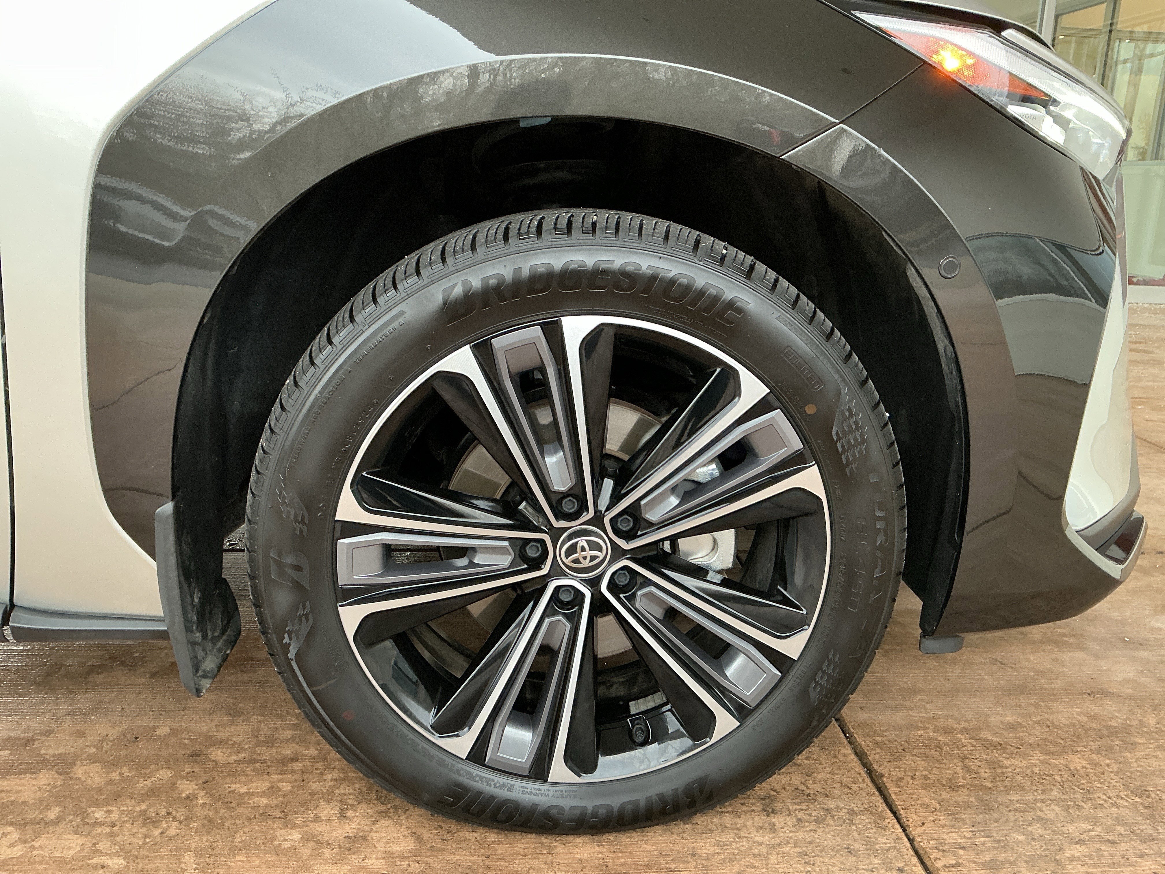 Certified 2024 Toyota bZ4X Limited w/ Weather Package image 27