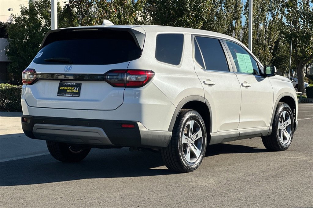 Used 2024 Honda Pilot EX-L image 4