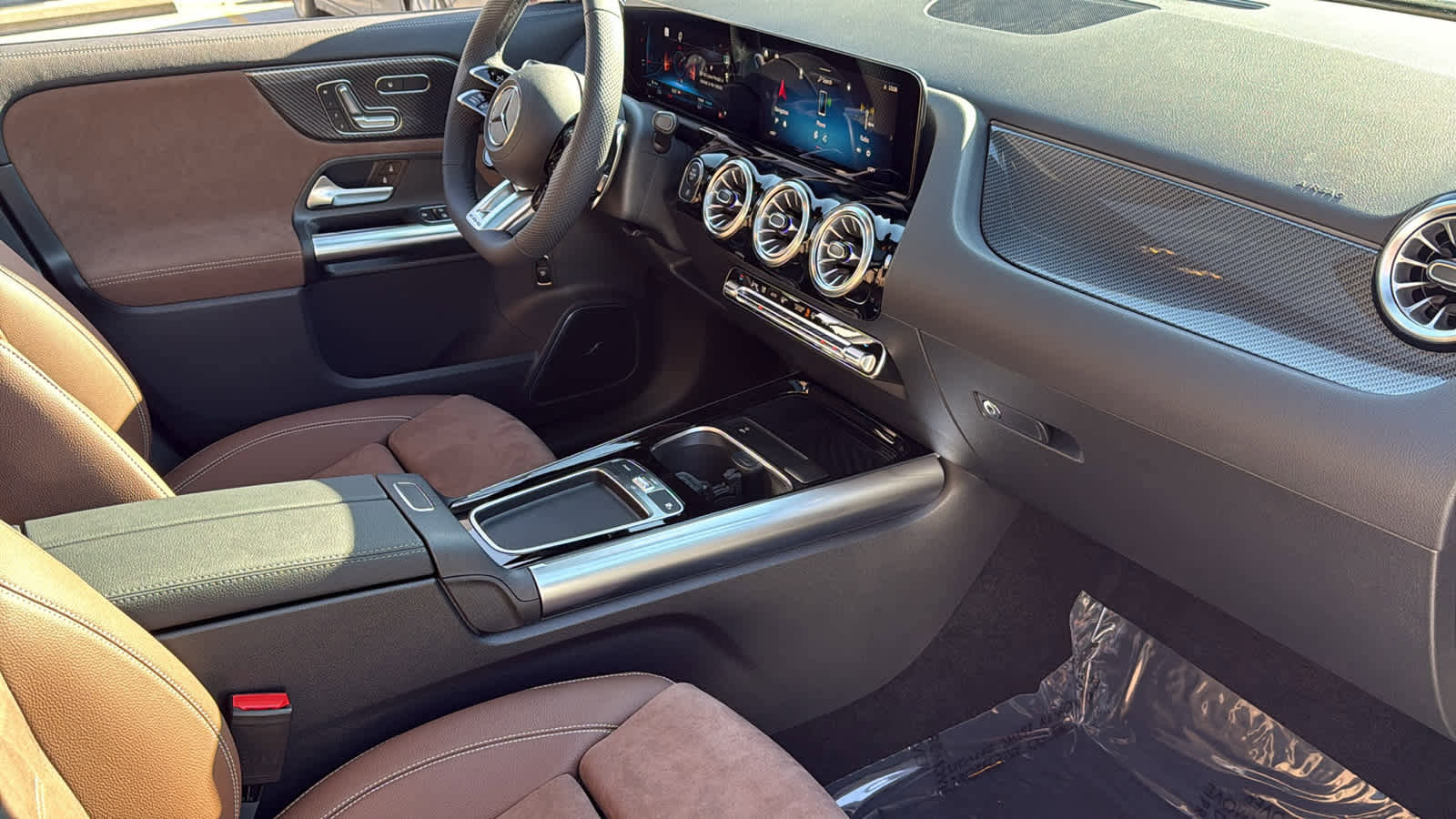 New 2026 Mercedes-Benz GLA 35 AMG 4MATIC image 37