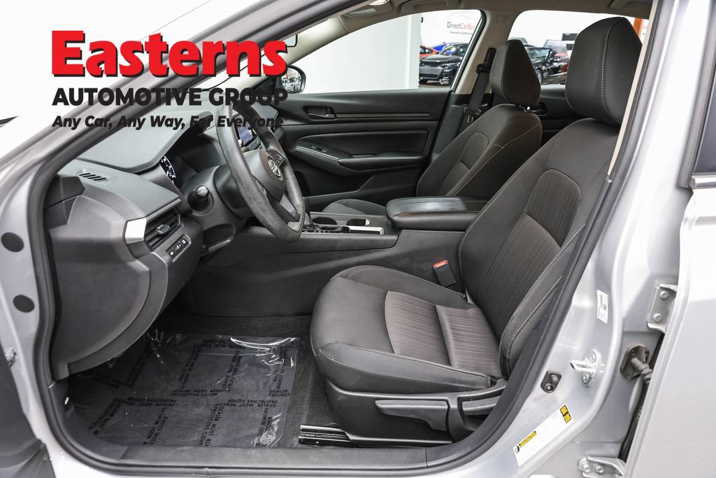 Used 2024 Nissan Altima 2.5 S FWD image 13