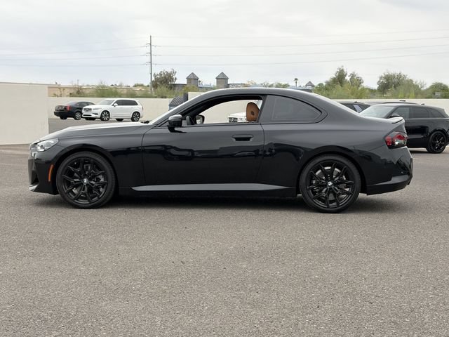 Used 2026 BMW 230i Coupe w/ M Sport Package RWD image 9