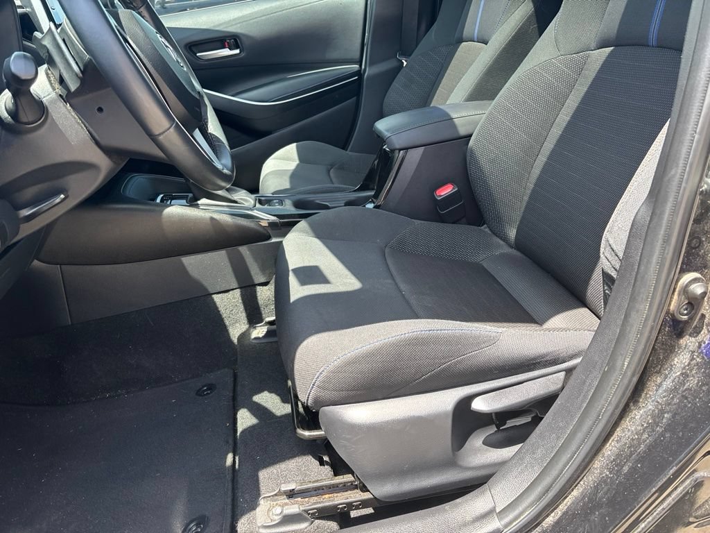 Used 2020 Toyota Corolla SE w/ SE Premium Package FWD image 7