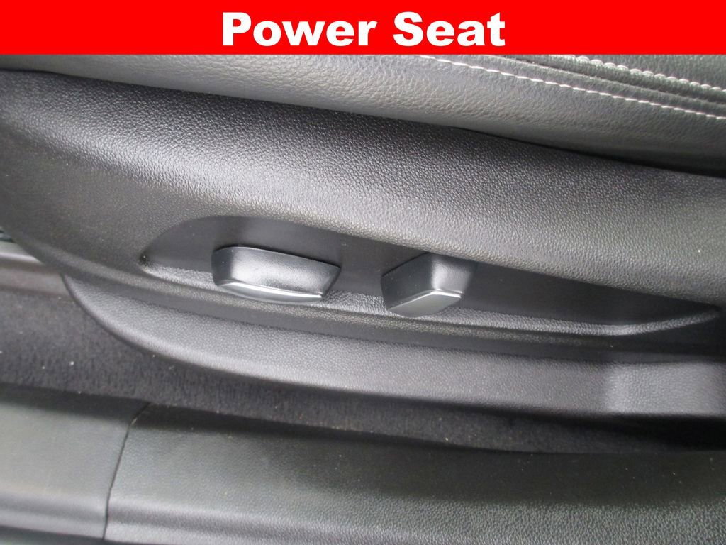 Used 2021 Cadillac XT6 Luxury image 29