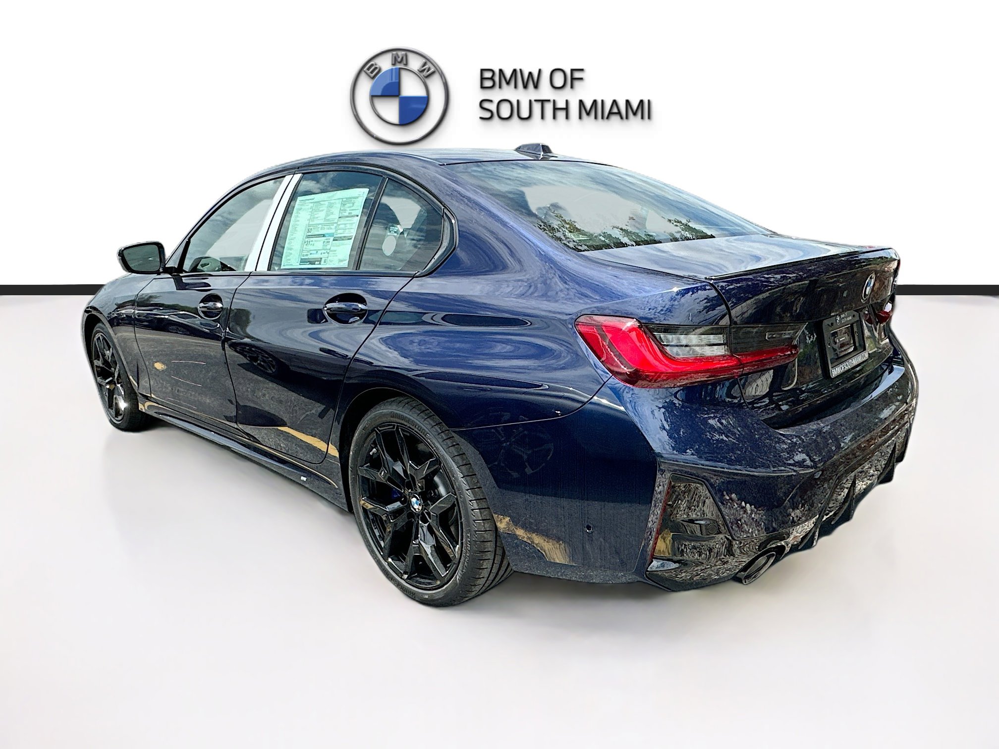 New 2026 BMW 330i Sedan w/ M Sport Package RWD image 4