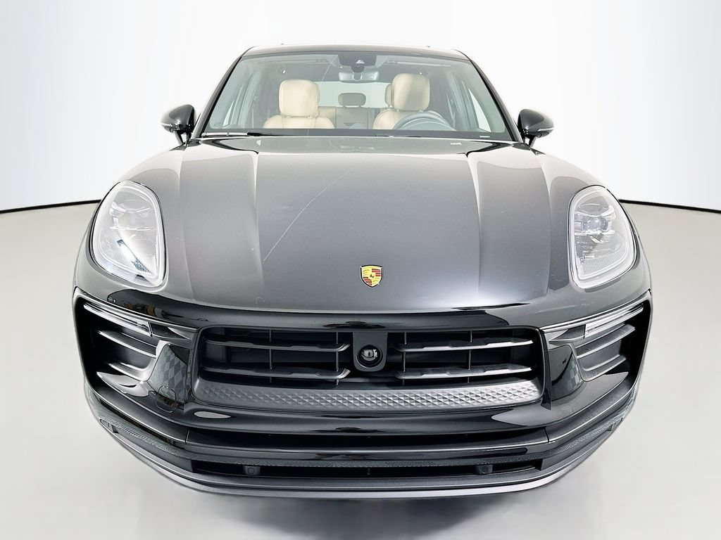 New 2026 Porsche Macan AWD/4WD image 6