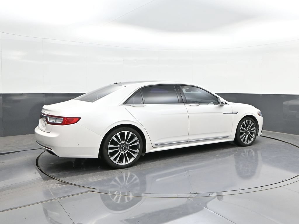 Used 2017 Lincoln Continental Reserve w/ Technology Package FWD image 15