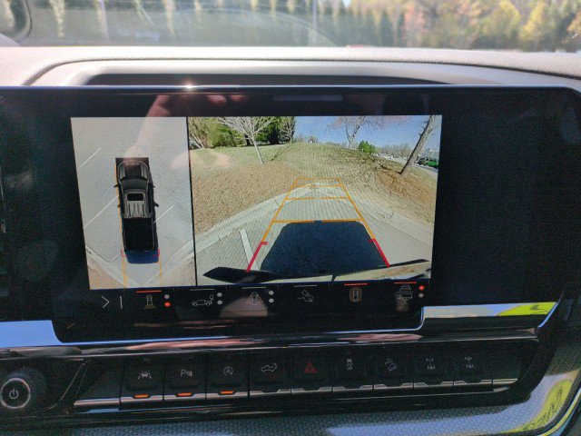 Used 2025 Chevrolet Silverado 1500 ZR2 w/ Technology Package image 29