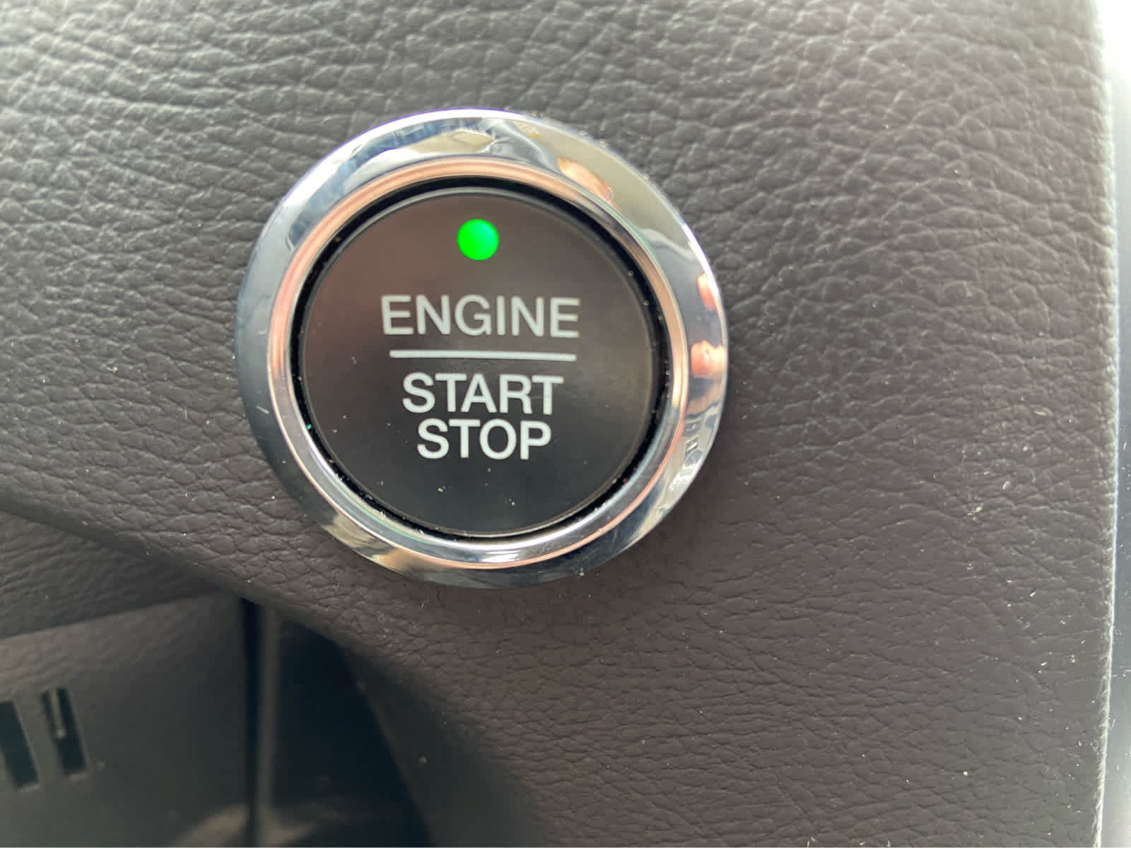Used 2024 Ford Edge SEL w/ Convenience Package AWD/4WD image 38