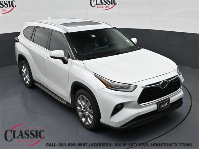 Used 2022 Toyota Highlander Limited