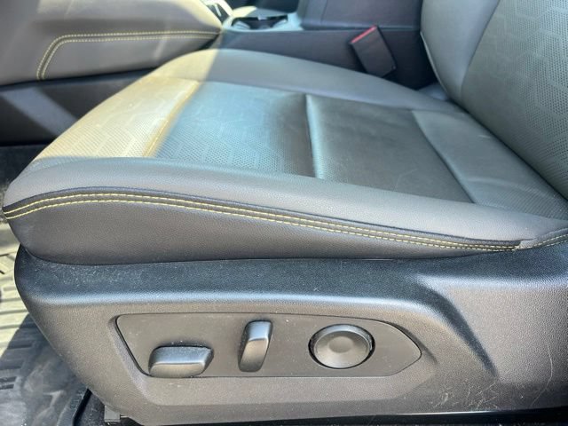 Used 2023 Chevrolet Colorado ZR2 w/ ZR2 Convenience Package III AWD/4WD image 23