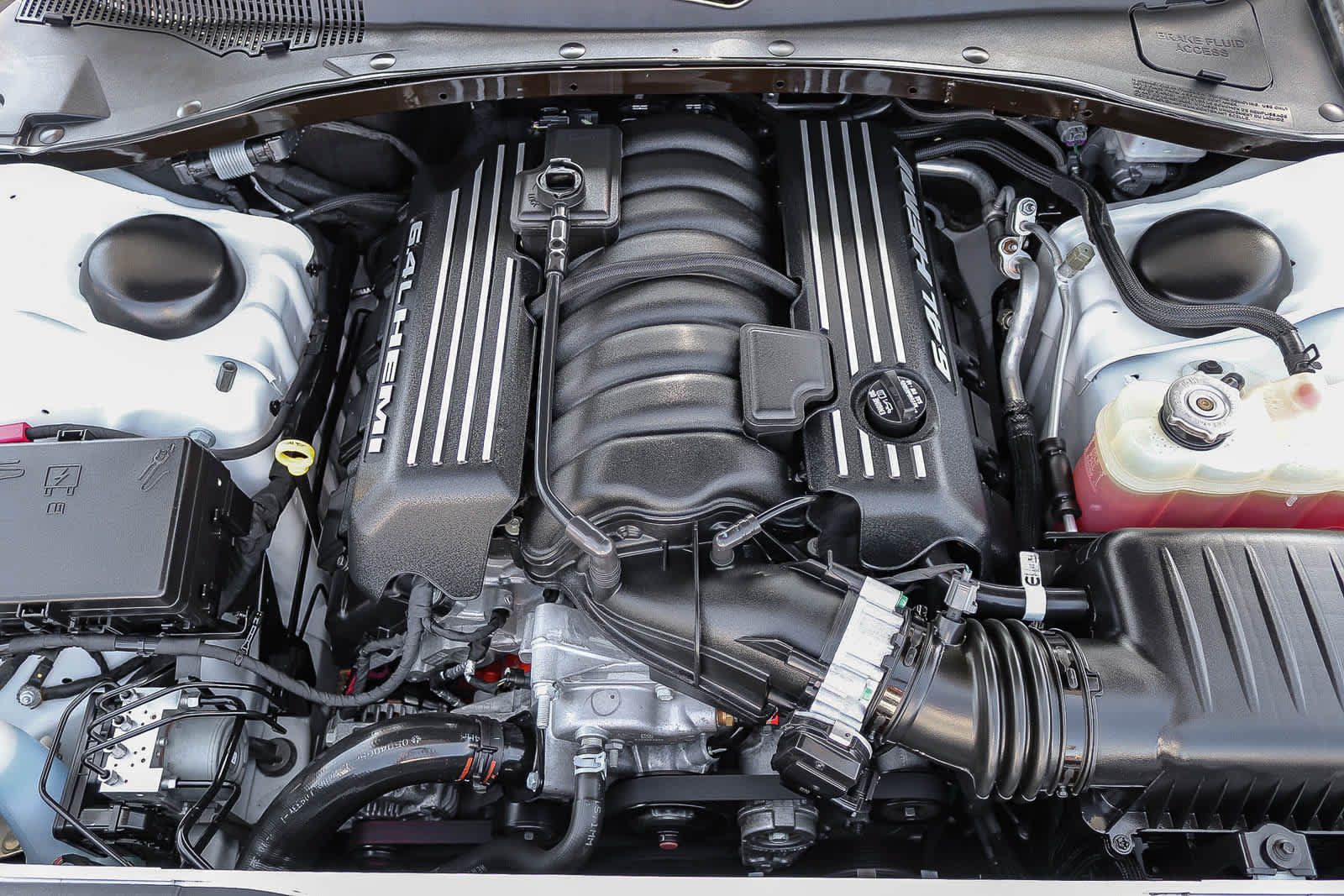 Used 2023 Chrysler 300 C RWD image 27
